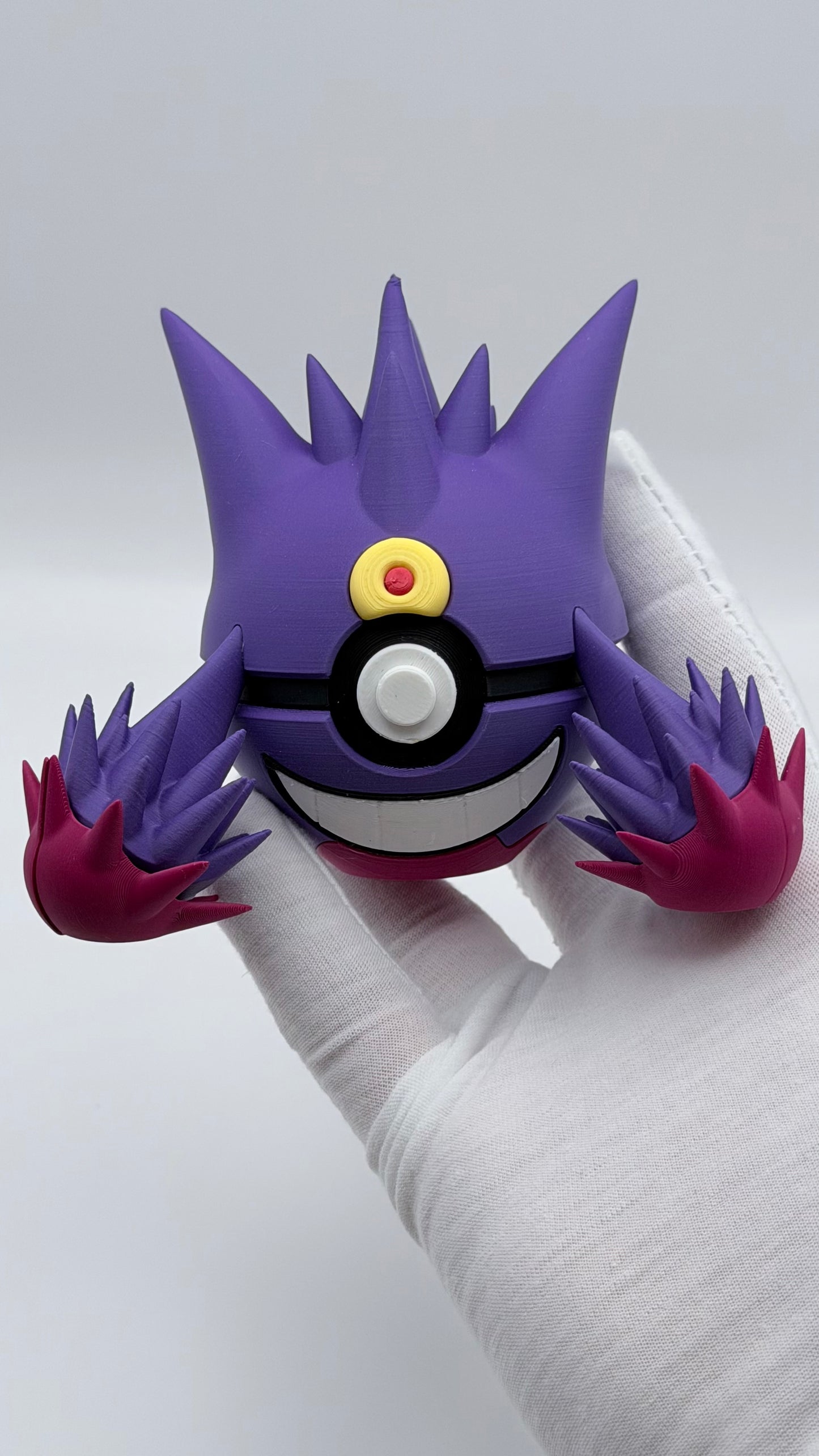 Mega Gengar Pokéball Display – 3D Printed Fan Made Collectible – Gaming Desk Decor – Pokémon Inspired Shelf Display