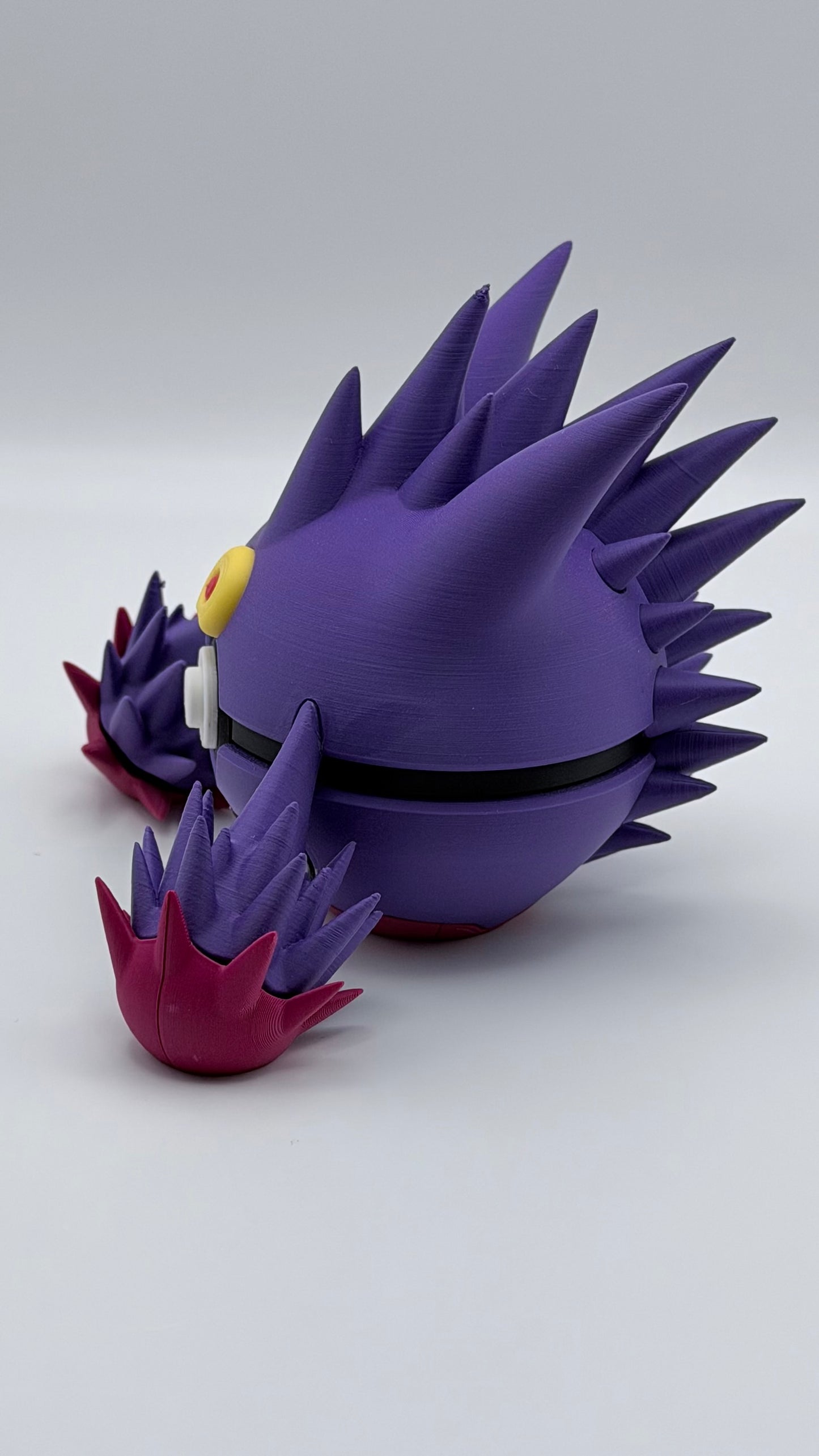 Mega Gengar Pokéball Display – 3D Printed Fan Made Collectible – Gaming Desk Decor – Pokémon Inspired Shelf Display